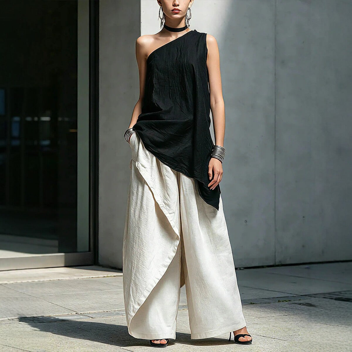 Women's One-Shoulder Asymmetric Sleeveless Top