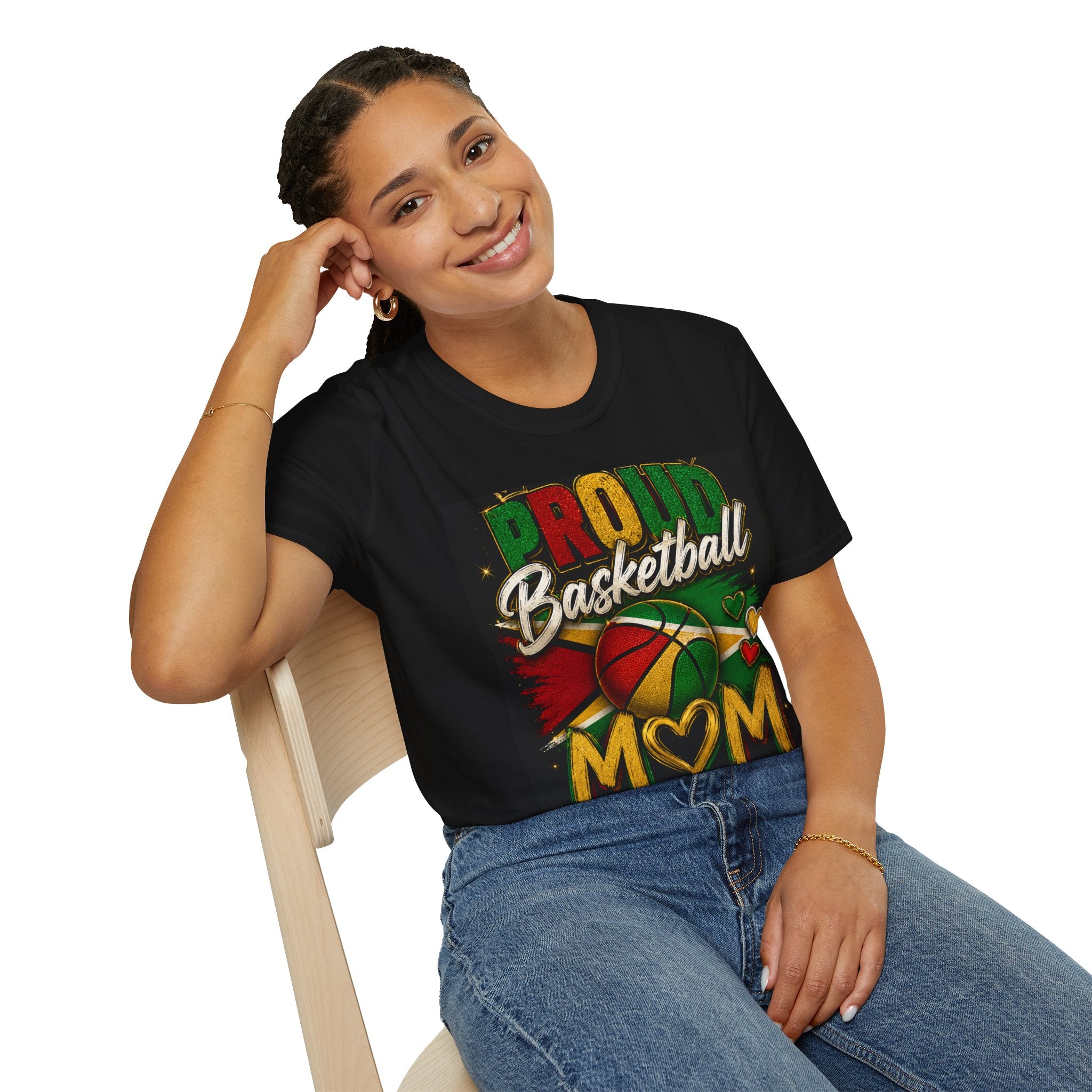 Camiseta de "Mamá Orgullosa de Baloncesto" – Camiseta Retro Colorida para Fans del Baloncesto