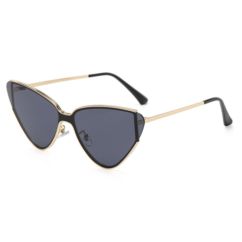 Retro Cat-Eye Sunglasses – Vintage & Stylish Shades