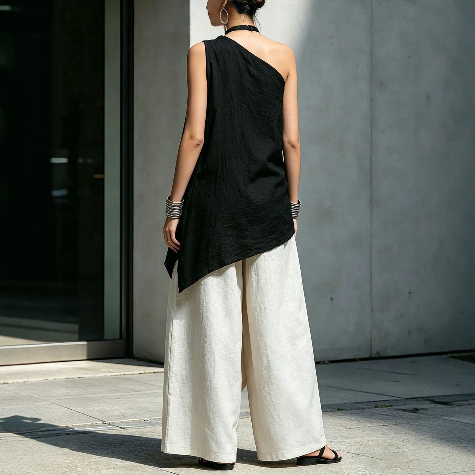 Women's One-Shoulder Asymmetric Sleeveless Top