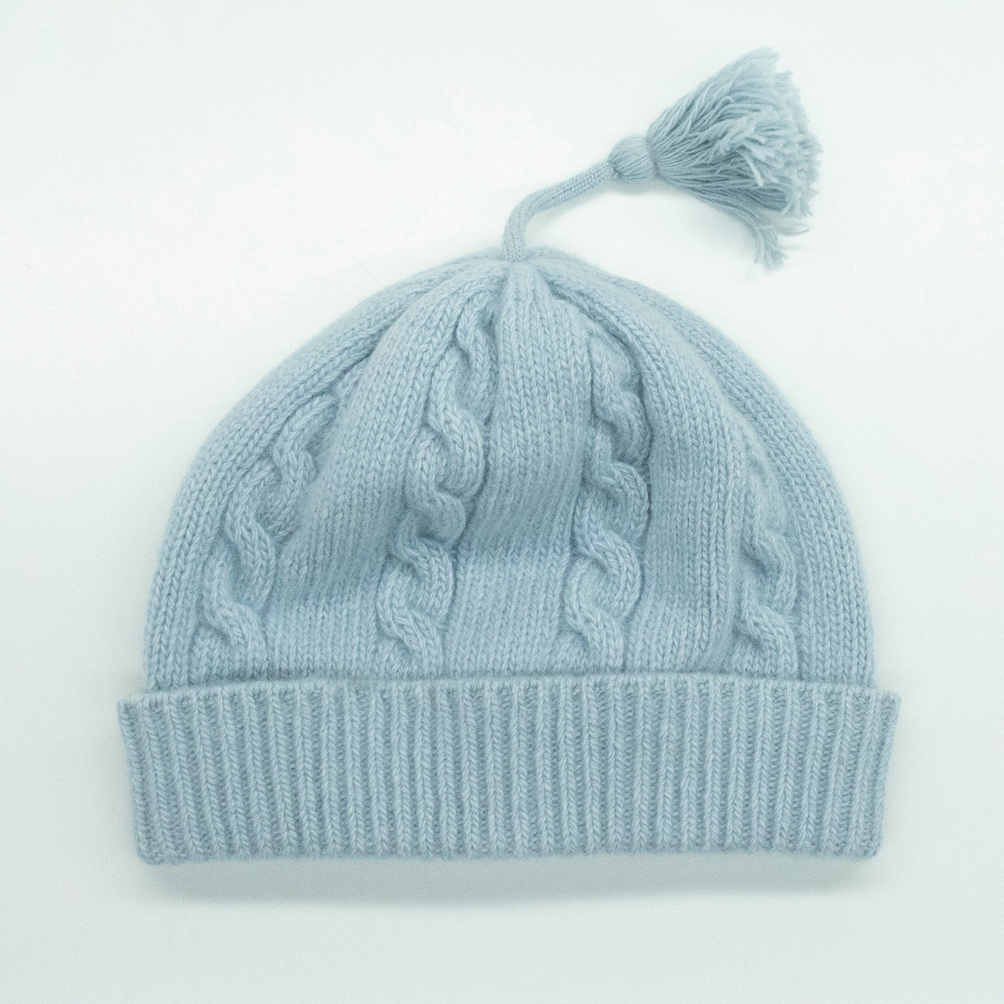 PUNTO DE GORRO DE CABLE DE CACHEMIRA PARA BEBÉ