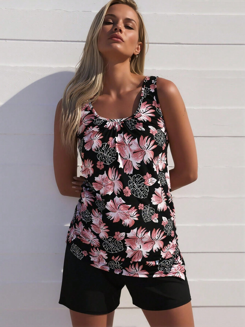 Women's Plus Size Black Tropical Floral Loose Tankini & Boyshort Set