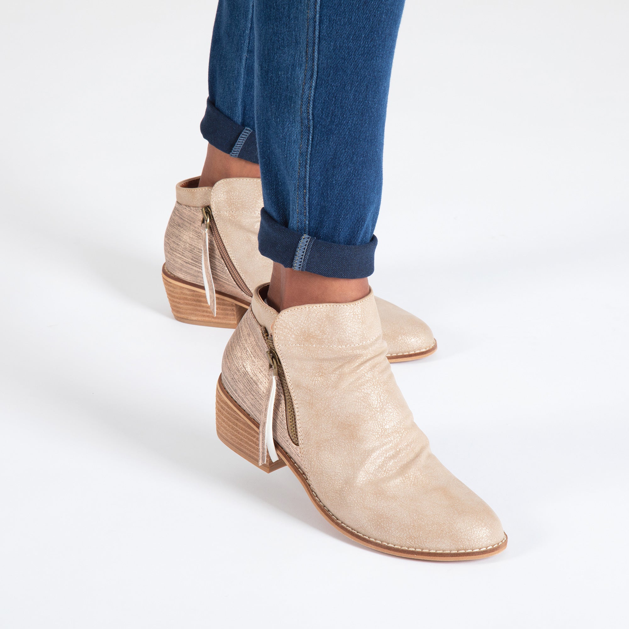 Botines Corkys Butternut con cremallera lateral