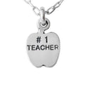 Un collar con la inscripción "Amor por aprender"