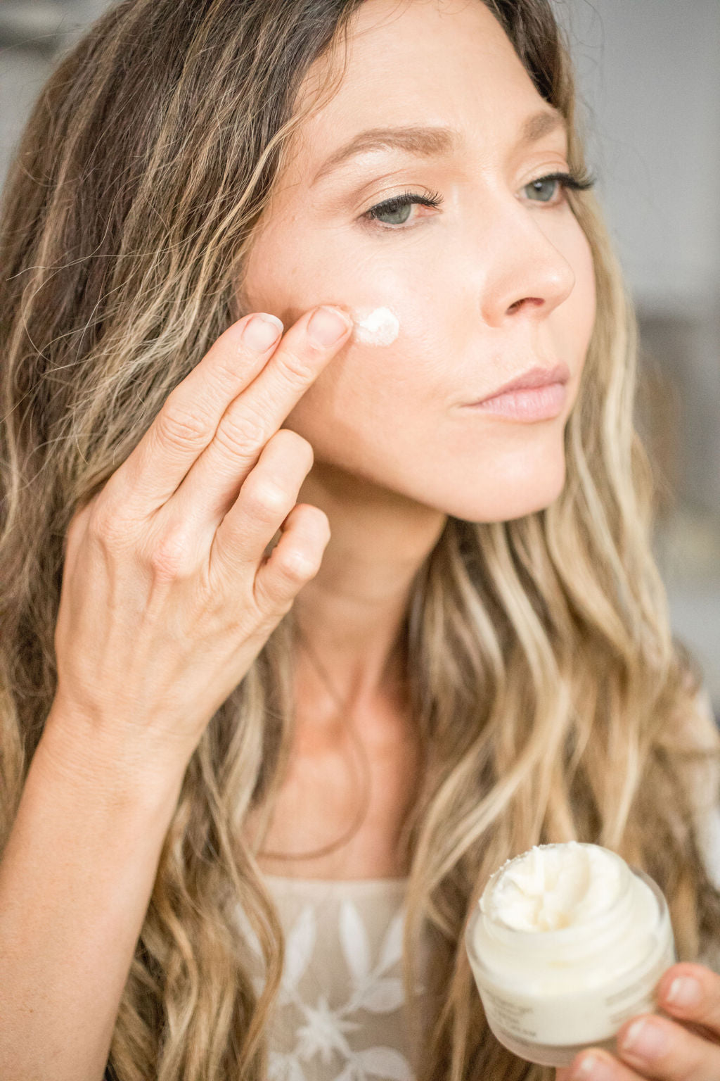 Crema Facial Antiedad Hidratante de Sebo "Fresh Face"