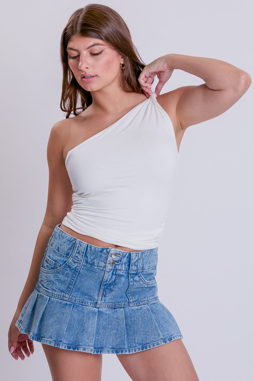 Women's 2 Button Pleated Skort