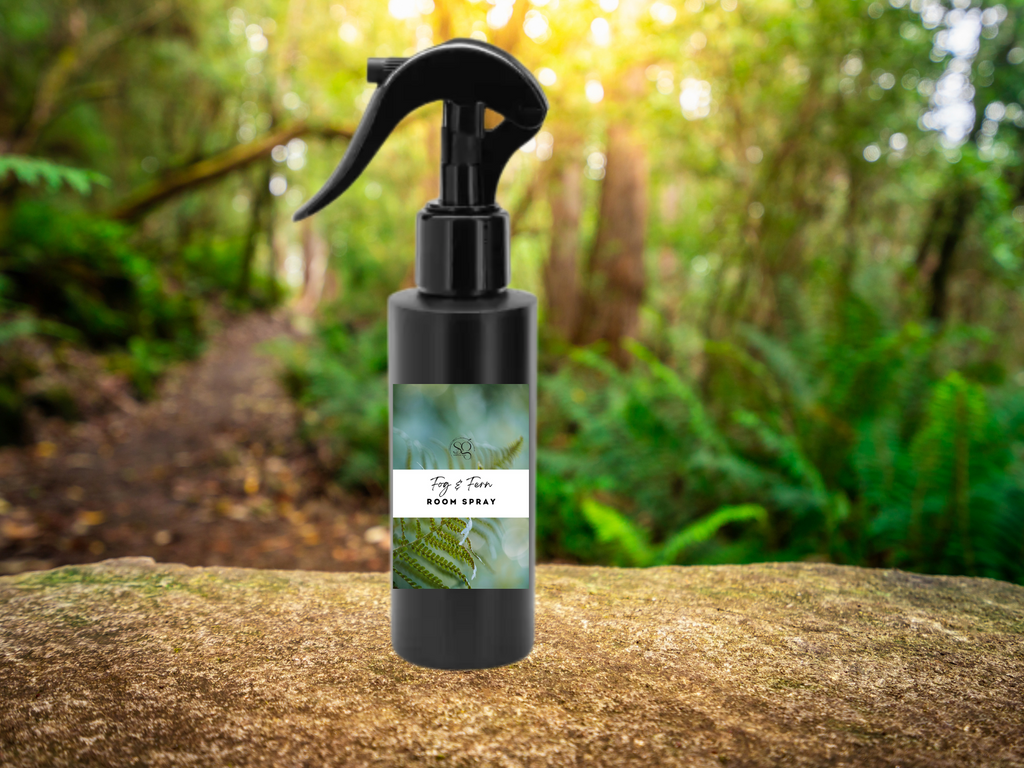 Colección de Sprays Ambientales Masculinos – Sprays Ambientales y Para Ropa Artesanales con Aromas Atrevidos y Sofisticados Como Speakeasy, Obsidiana y Eucalipto Bergamota