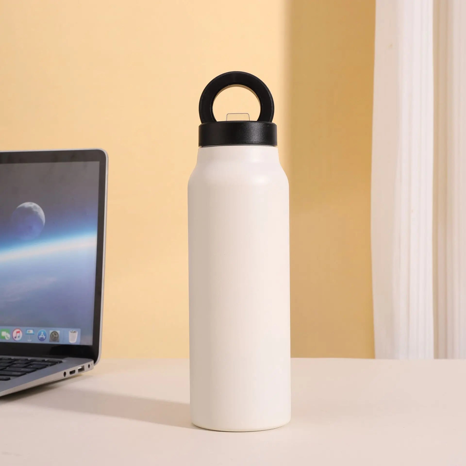 Termo deportivo pintado, botella al vacío de 710 ml con soporte magnético para teléfono | Botella de agua de acero inoxidable