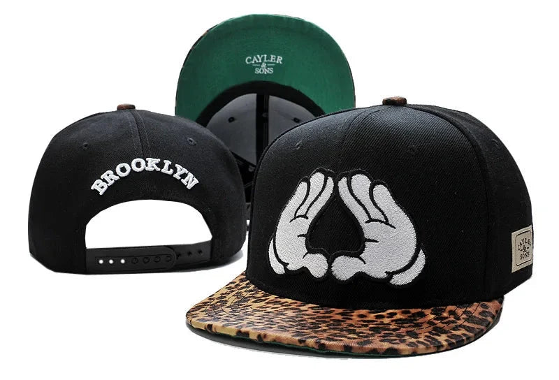 Classic Snapback Hat – Flat Bill Adjustable Baseball Cap