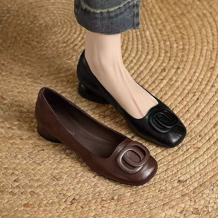 Women's French Vintage Round Toe Slip-On Flats – Low Chunky Heel Mary Jane Style