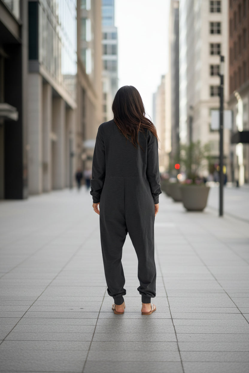 Women’s V-Neck Long Sleeve Solid Color Loose Jumpsuit With Two Side Pockets