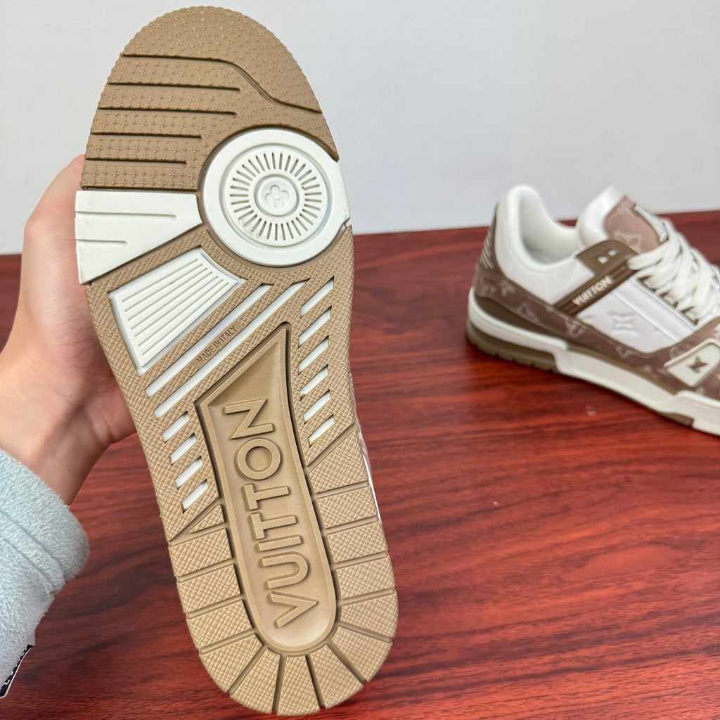 Zapatillas deportivas LV