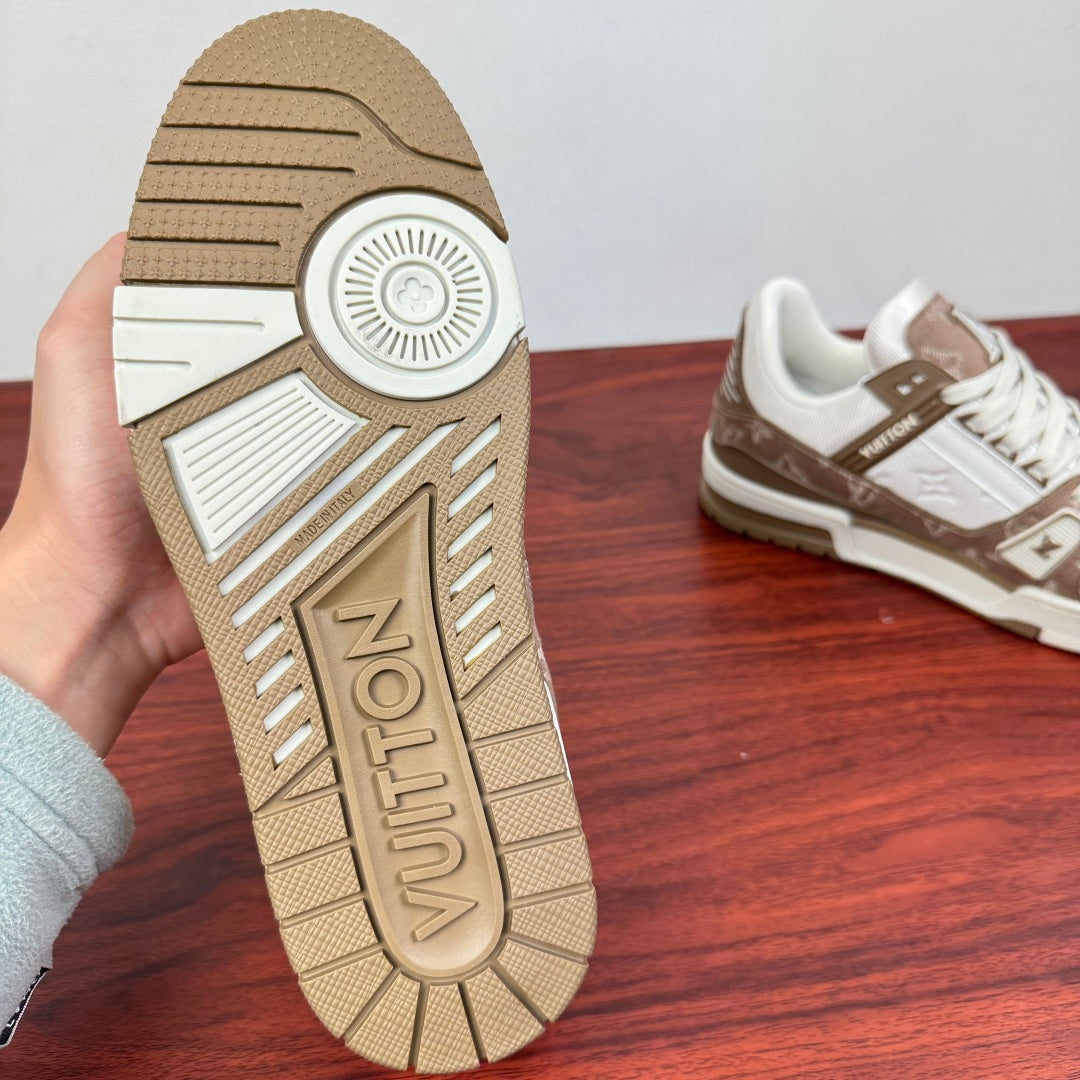 Zapatillas deportivas LV